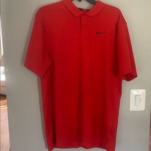 Dry-fit Nike golf polo